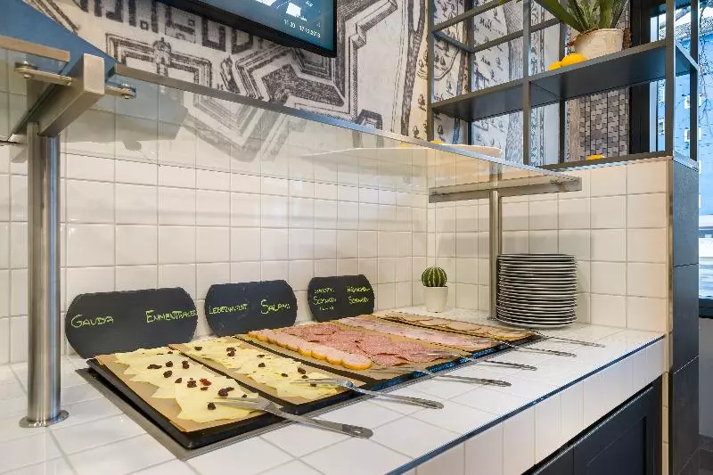 Hotelli Holiday Inn   The Niu, Square Mannheim, An Ihg