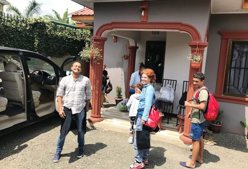 호스텔 Savannah House