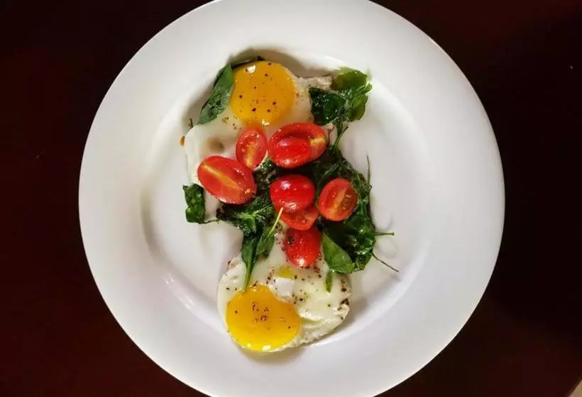 Green Door B&b Brockville