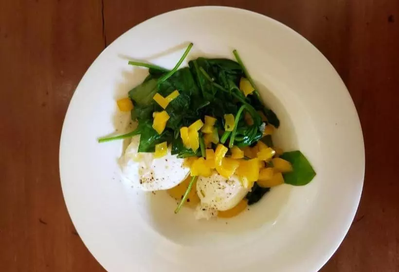 Green Door B&b Brockville