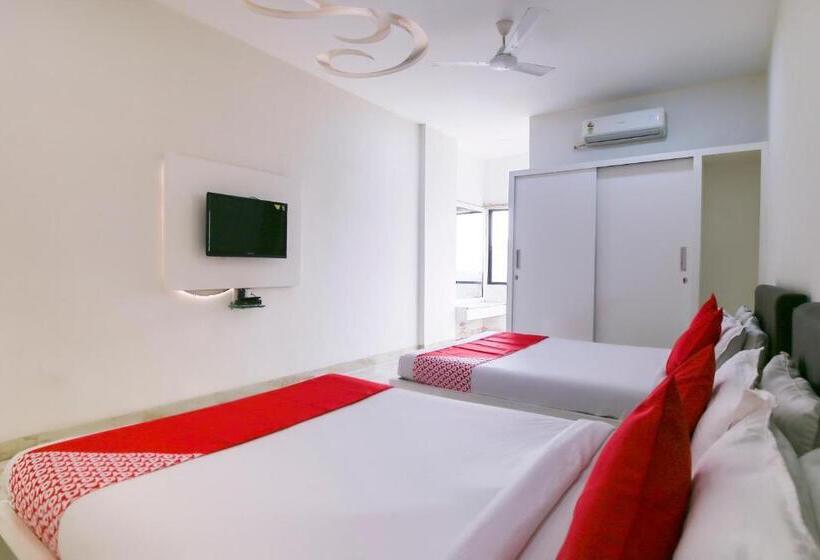 فندق Capital O 15635 Elite Rooms & Banquet