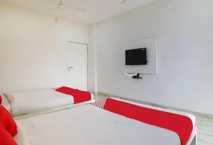 هتل Capital O 15635 Elite Rooms & Banquet