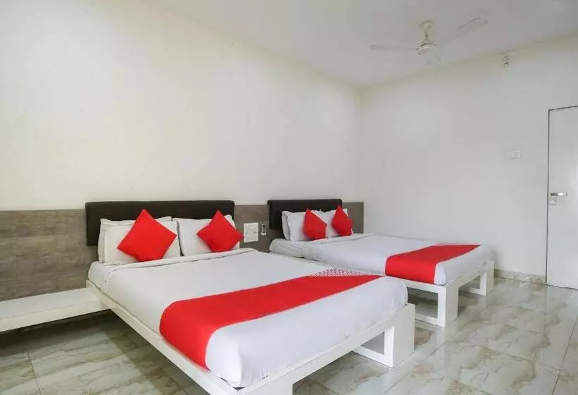 هتل Capital O 15635 Elite Rooms & Banquet