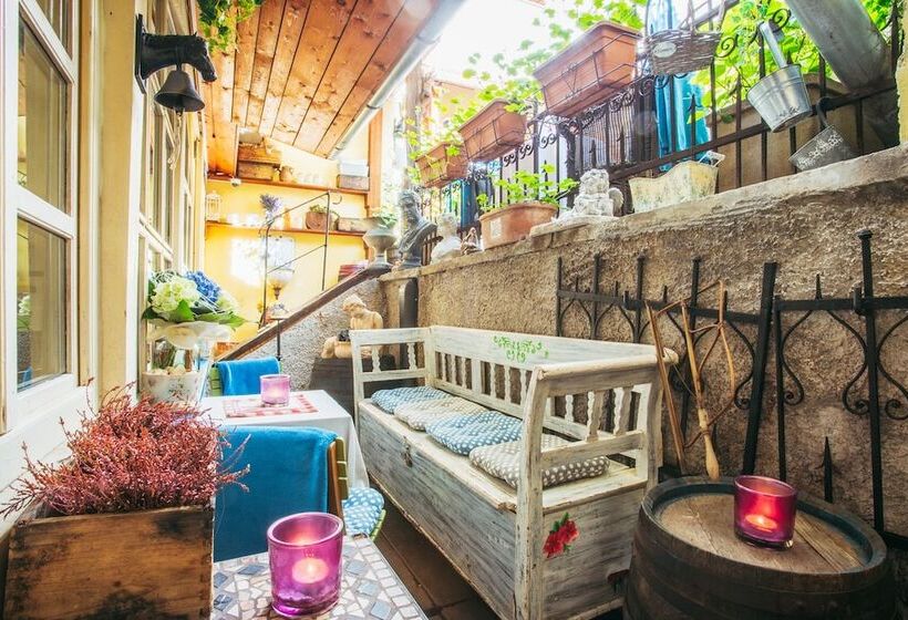 בית מלון כפרי Divna Pani Luxury Gallery Rooms