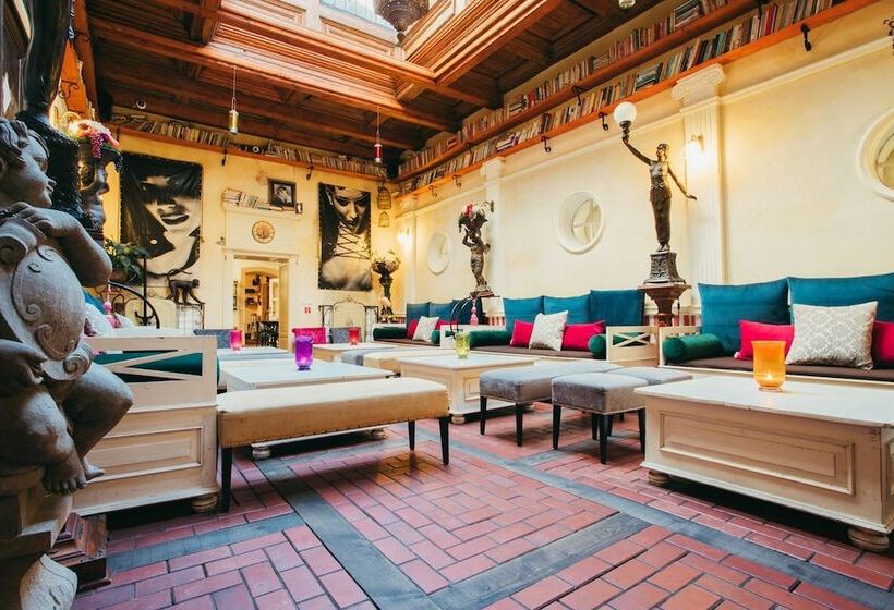 בית מלון כפרי Divna Pani Luxury Gallery Rooms