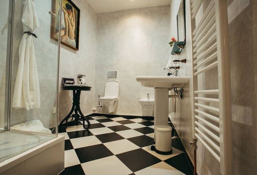 בית מלון כפרי Divna Pani Luxury Gallery Rooms