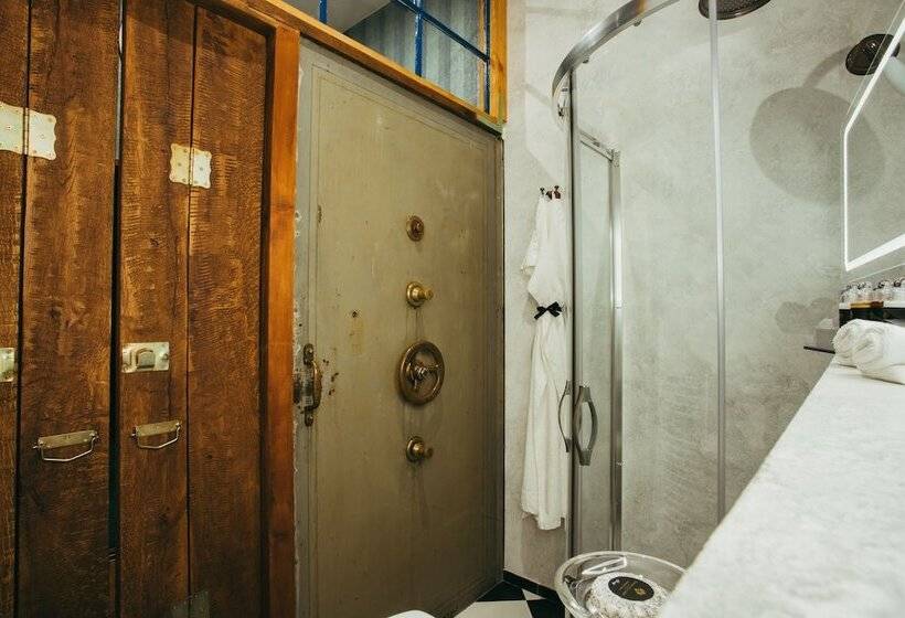 בית מלון כפרי Divna Pani Luxury Gallery Rooms