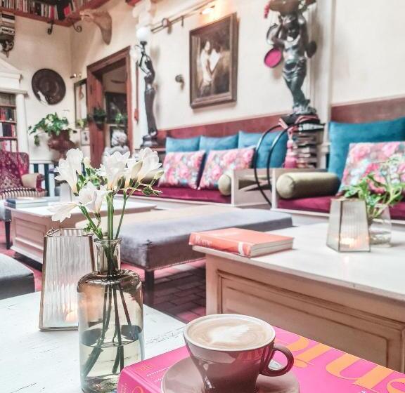 בית מלון כפרי Divna Pani Luxury Gallery Rooms