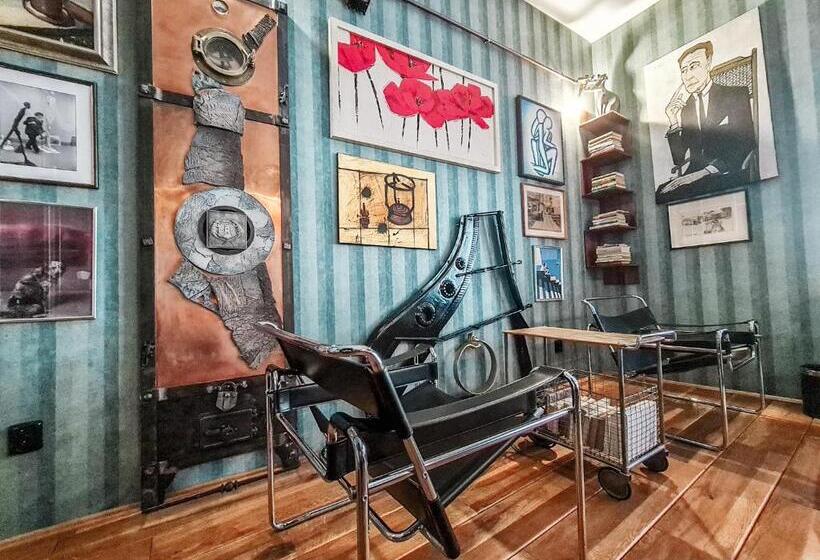 בית מלון כפרי Divna Pani Luxury Gallery Rooms