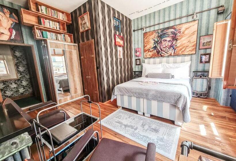 בית מלון כפרי Divna Pani Luxury Gallery Rooms