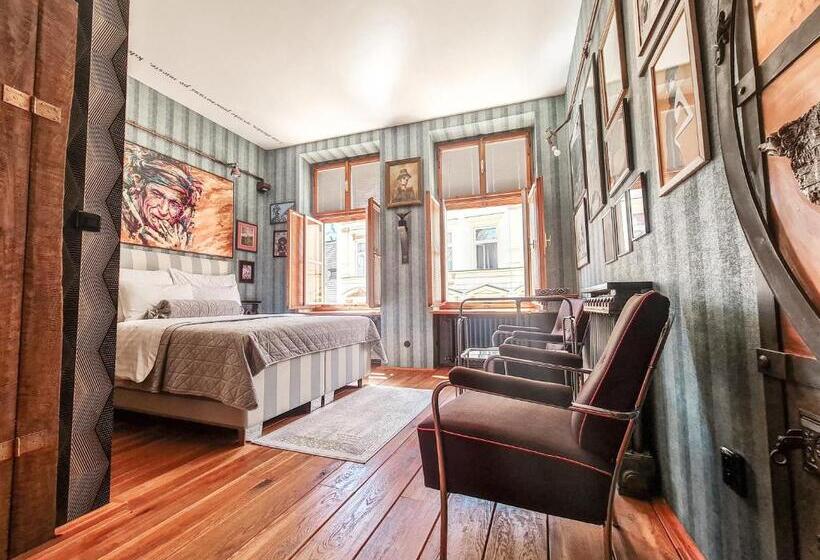 בית מלון כפרי Divna Pani Luxury Gallery Rooms