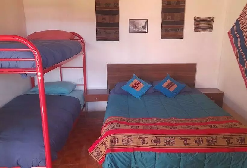 Majatalo Hostal Open House