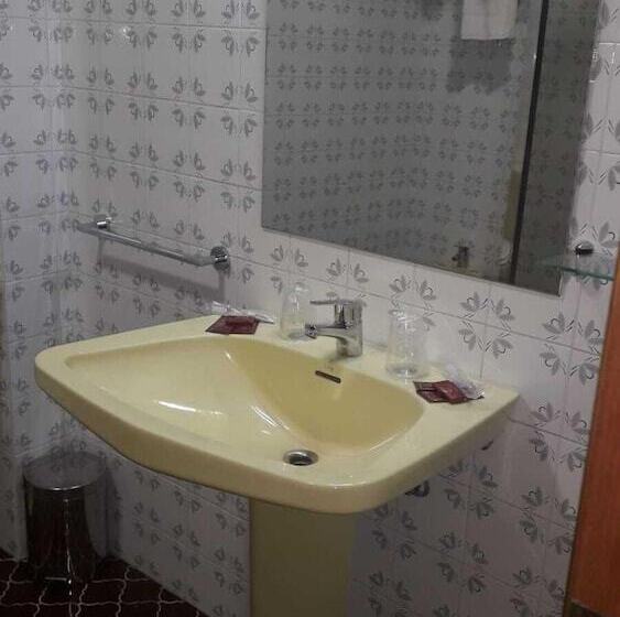 پانسیون Hostal Vendaval