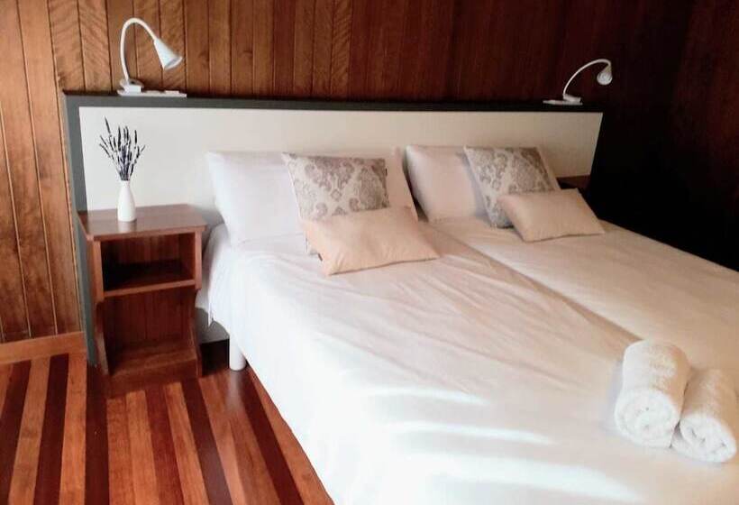 پانسیون Hostal Vendaval