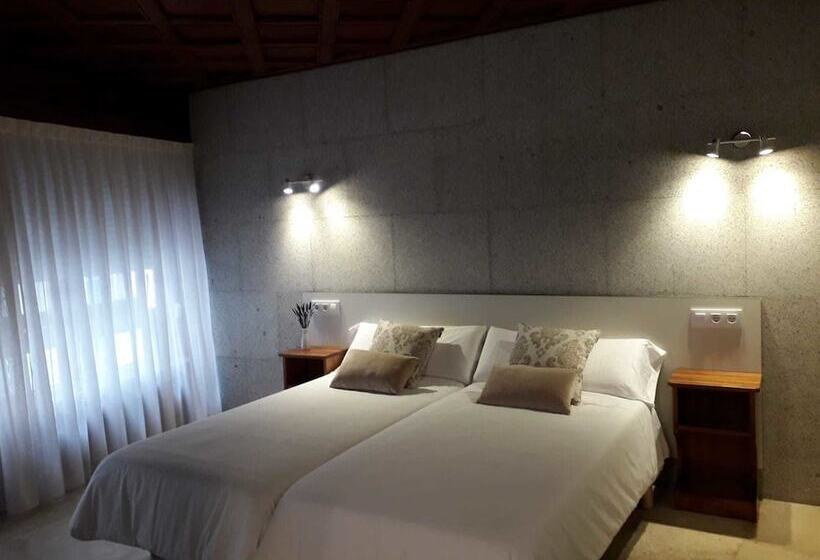 پانسیون Hostal Vendaval