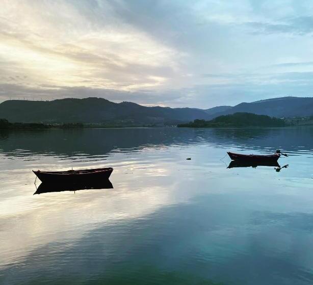 پانسیون Hostal Vendaval