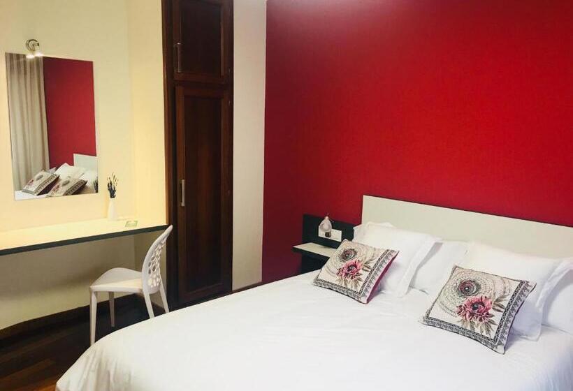 پانسیون Hostal Vendaval