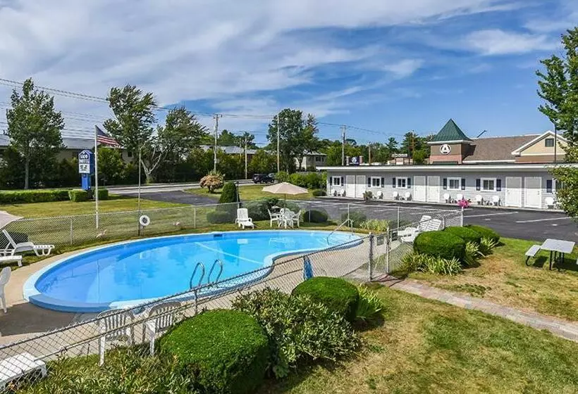 The Saco Motel
