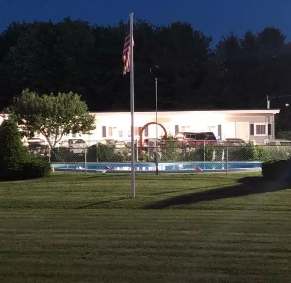 The Saco Motel