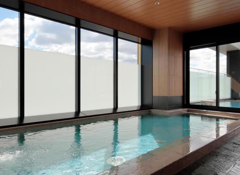 Candeo Hotels Osaka Kishibe