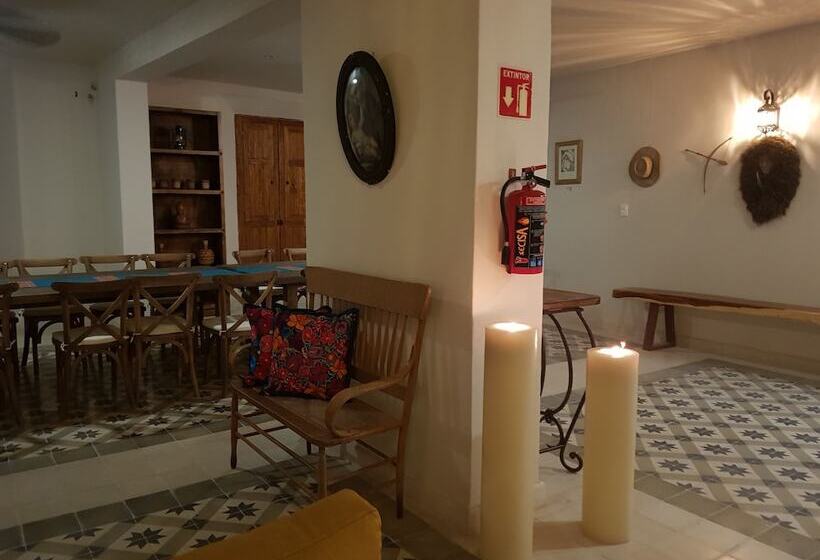 فندق Puerta San Pedro