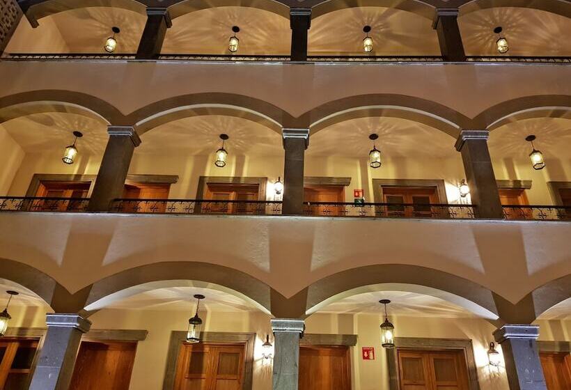 فندق Puerta San Pedro