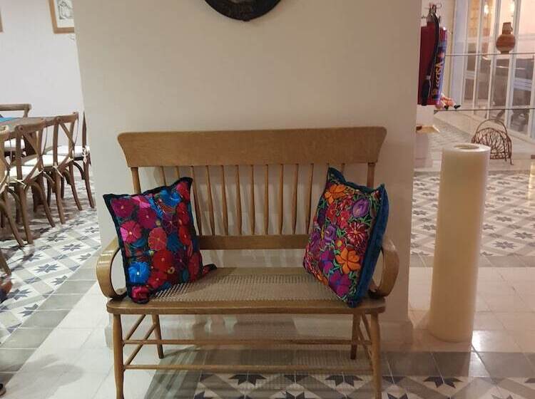 فندق Puerta San Pedro