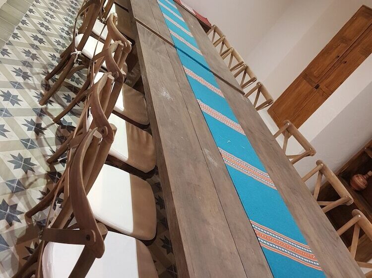 فندق Puerta San Pedro