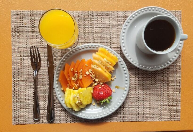 فندق Puerta San Pedro