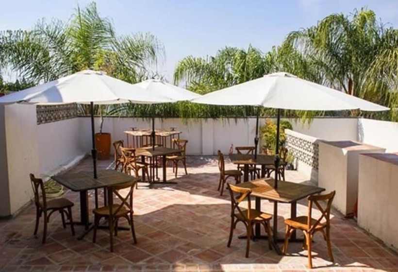 فندق Puerta San Pedro