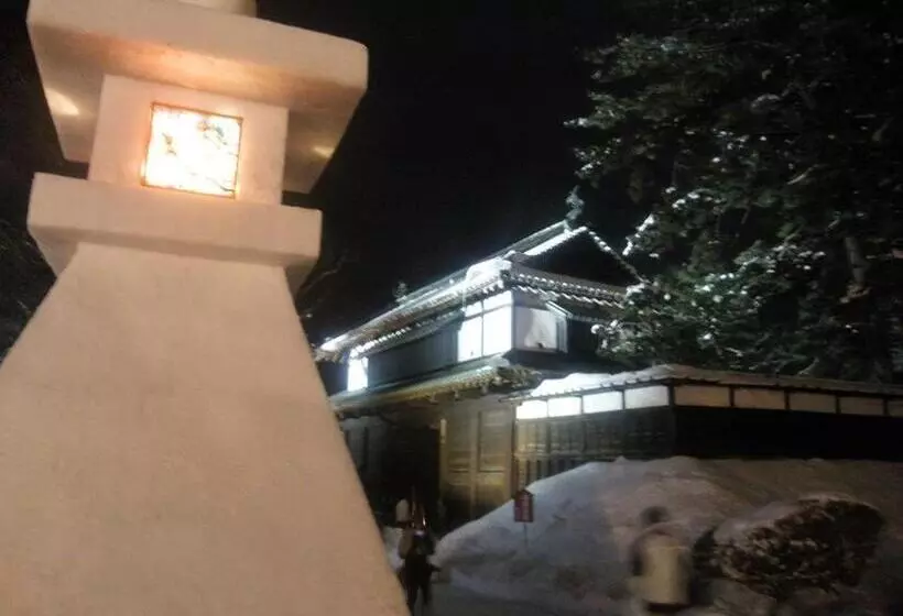 Majatalo Guest House Chara