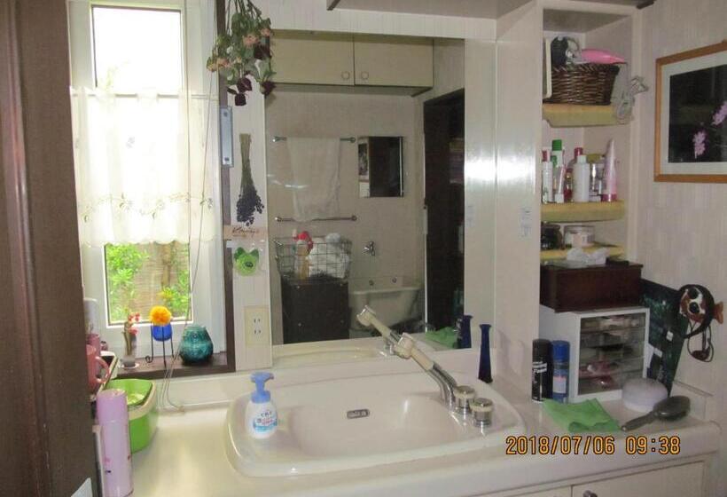 Pensão Guest House Chara