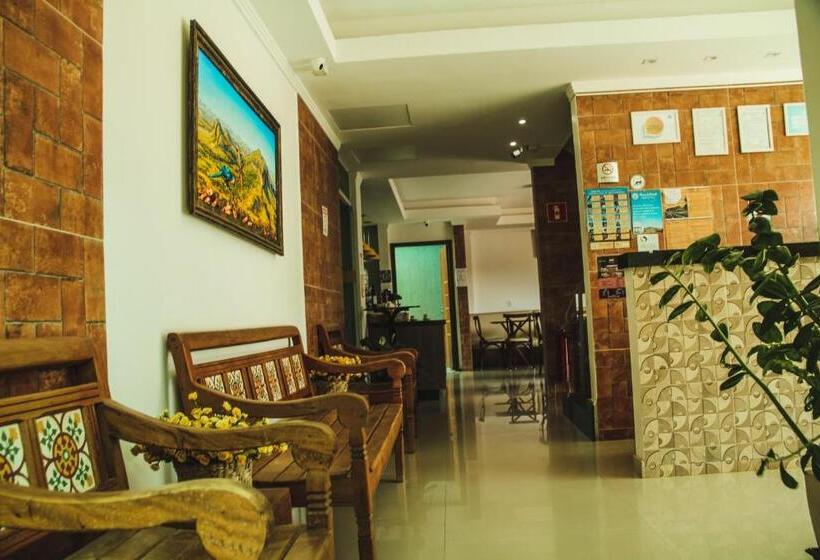 پانسیون Pousada Araras