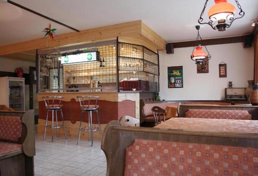 住宿加早餐 Zur Post