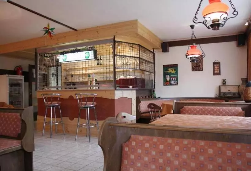 تختخواب و صبحانه Zur Post