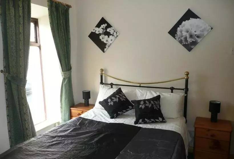 ペンション Barron's Bed & Breakfast