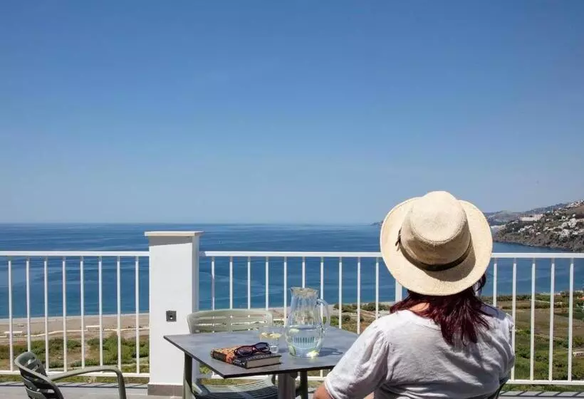 ペンション La Roka