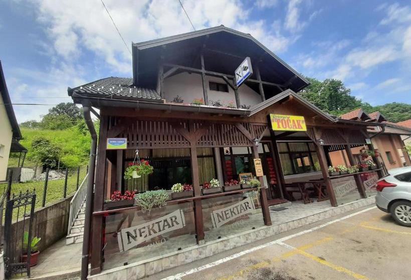 تختخواب و صبحانه Restoran I Sobe Tocak