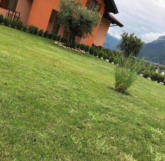 هتل Agriturismo Maso Miri