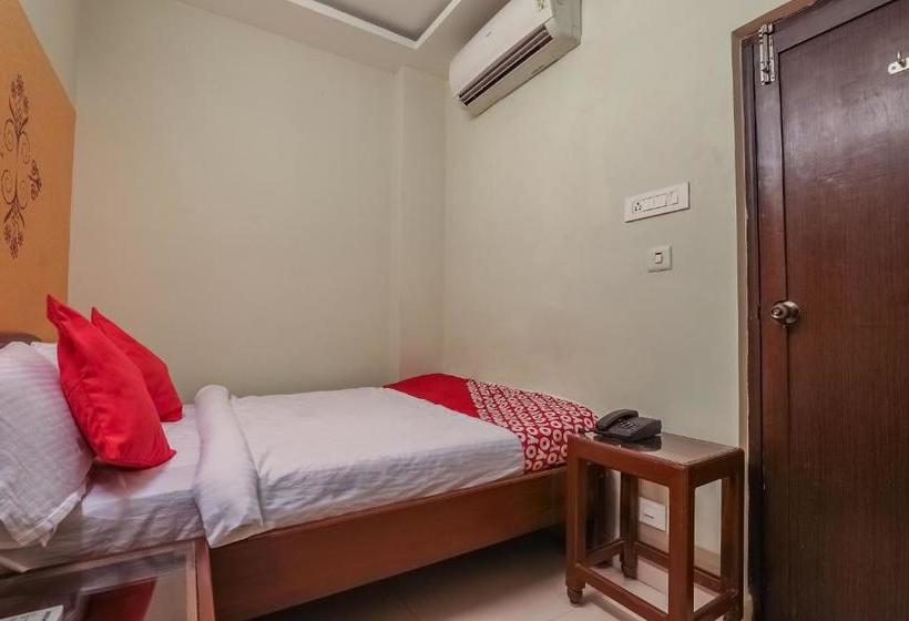 فندق Oyo 13909 Kartikeya Grande
