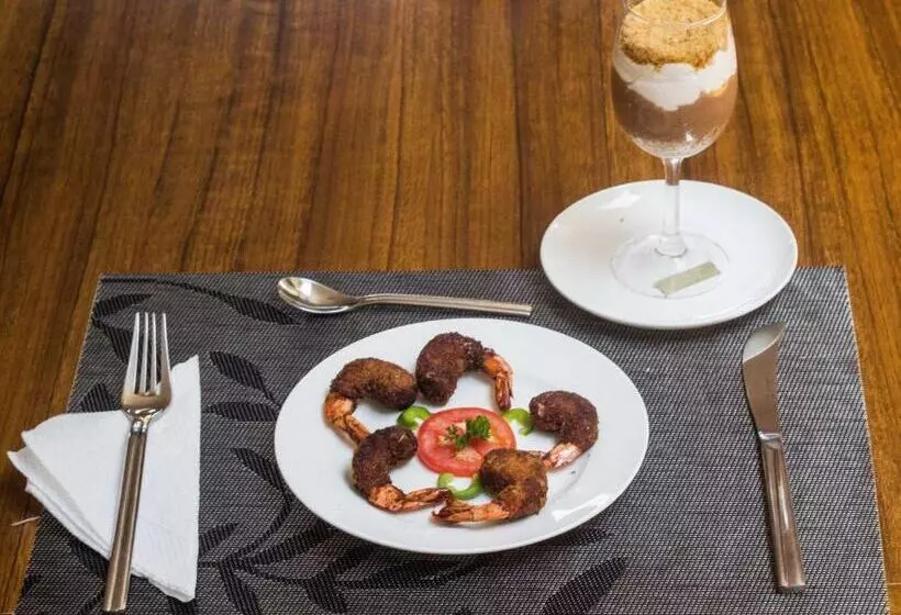 هتل Seaclusion Diani