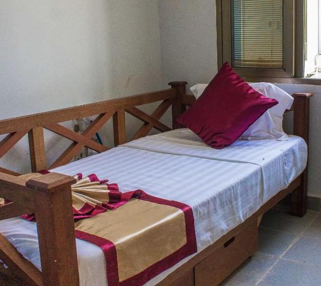 هتل Seaclusion Diani