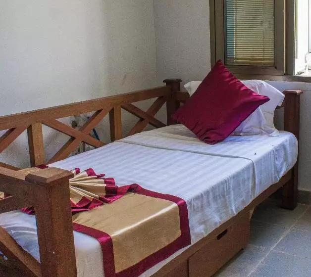 هتل Seaclusion Diani