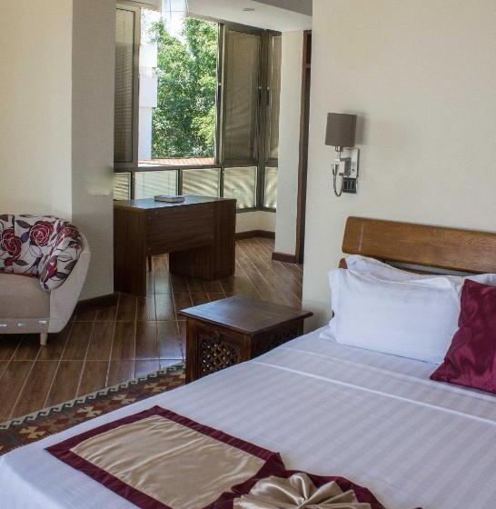 هتل Seaclusion Diani