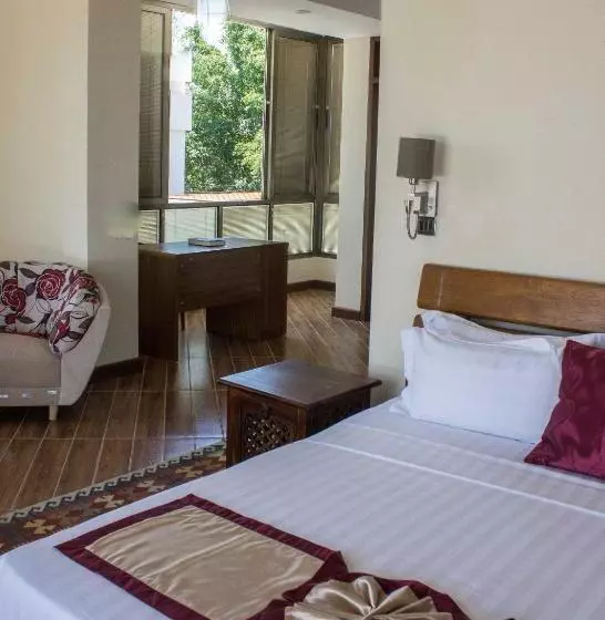 هتل Seaclusion Diani