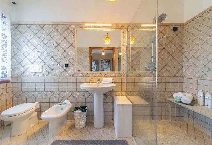 ホテル Hotiday Elite Suites Porto Rotondo