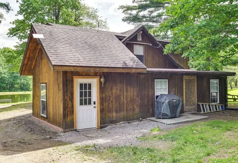 24 Acre Finger Lakes Cabin W/ Private Pond