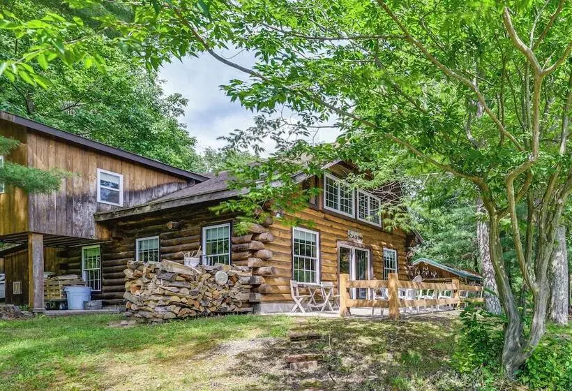 24 Acre Finger Lakes Cabin W/ Private Pond