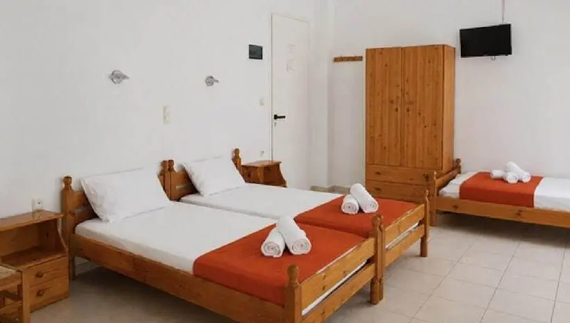 Araliki Apartments & Studios