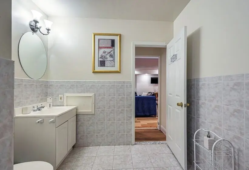 Gateway To Dc & More! Quiet & Stylish Retreat